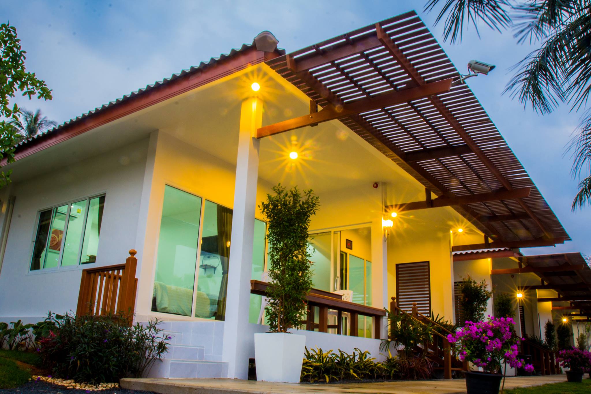 จันทบุรี หมาพักได้ พาหมาเที่ยว โรงแรม รีสอร์ท บังกะโล ติดทะเล ราคาถูก สัตว์เลี้ยงพักได้