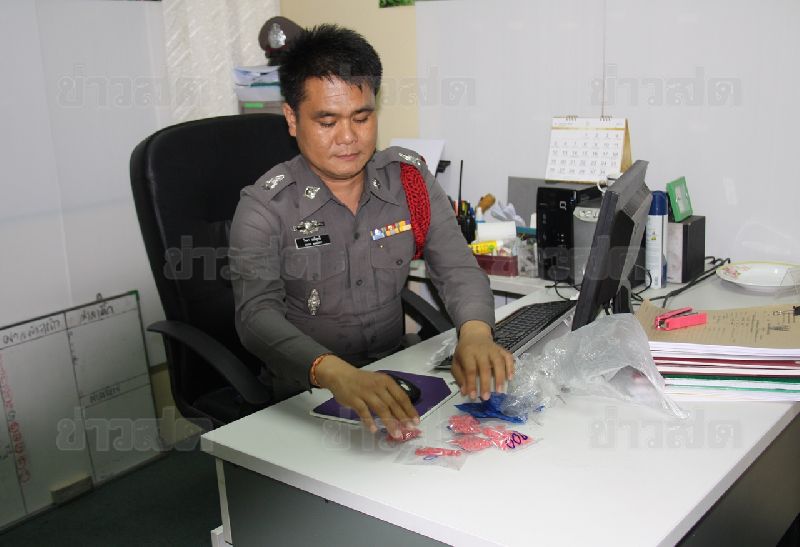 หมาพลเมืองดี คาบยาบ้าห่อใหญ่ส่งตร. ตัวมันเองเมายาบ้า-โซเซสลบเหมือด