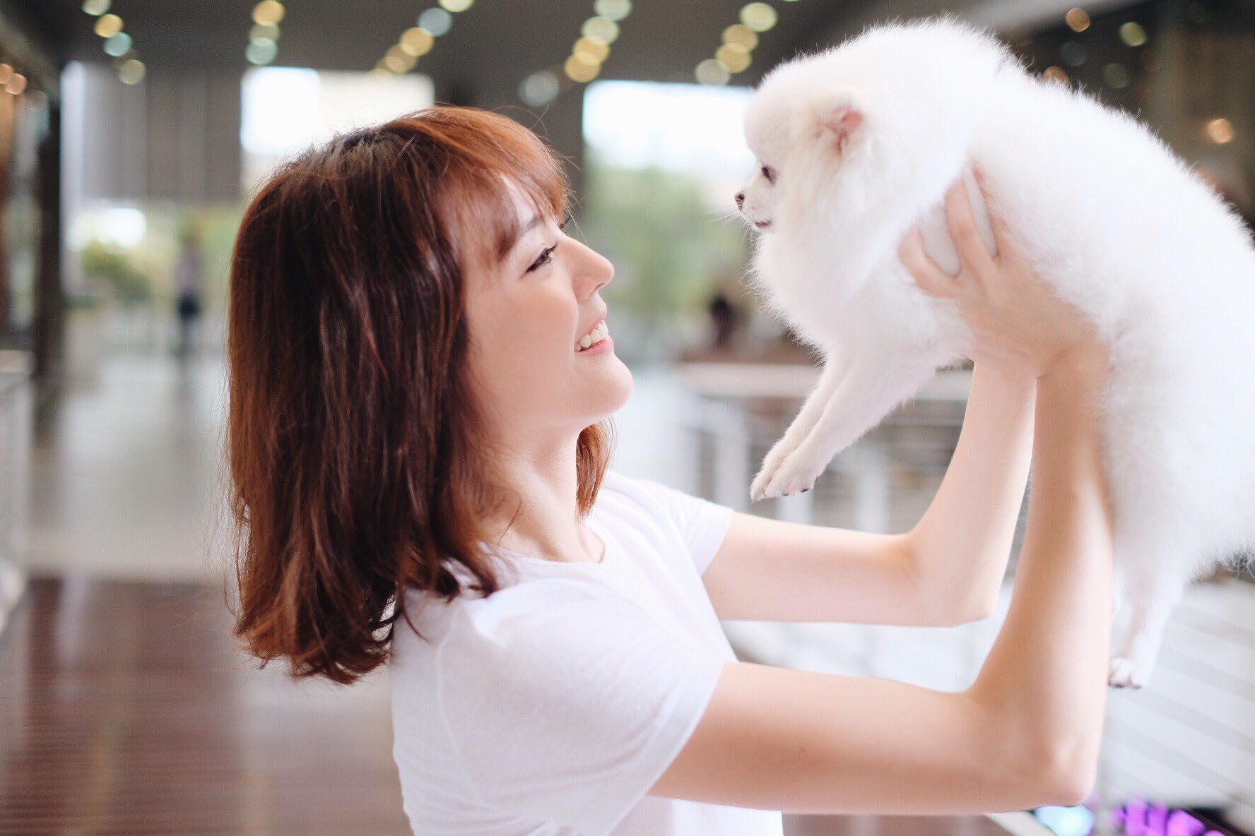 แพทตี้ อังศุมาลิน กับน้องหมาน่ารัก นีออน โชว์ภาพใสๆ ให้คนหลงรักกันทั่วบ้านทั่วเมือง