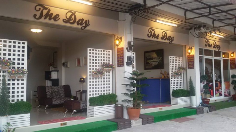 โรงแรมเดอะ เดย์ (The Day Hotel) พาหมาเที่ยวบางแสน ชลบุรี สุนัขพักได้