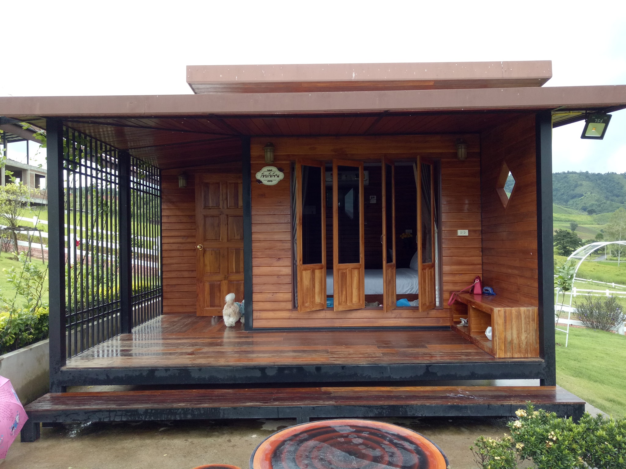 ไออุ่นรัก รีสอร์ท เขาค้อ เพชรบูรณ์ พาหมาแมวเที่ยวเขาค้อ น้องหมาพักฟรี ชมทะเลหมอก ชมวิวสวยๆ