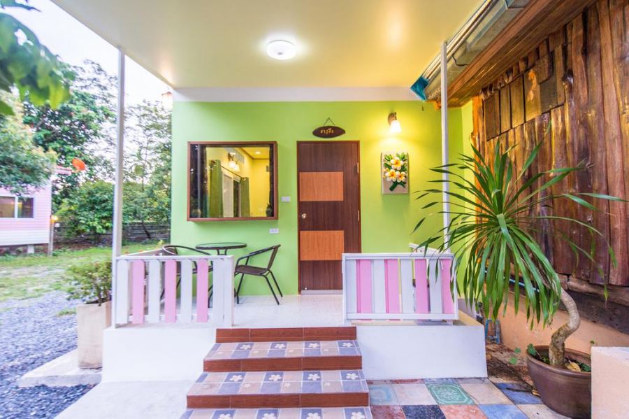 ภูมิวาริน รีสอร์ท (Poomvarin Resort) ที่พักริมน้ำ นครนายก สุนัขพักได้ ใกล้น้ำตกวังตะไคร้