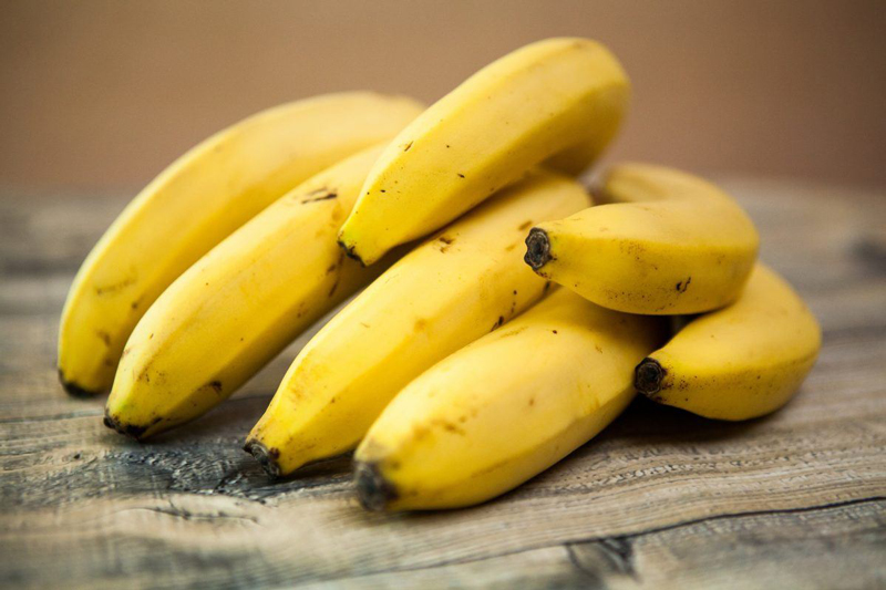 bananas-1354785_1920-1200x800.jpg