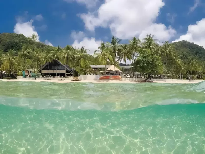 17 ที่พักเกาะช้าง เกาะกูด เกาะหมาก (Pet Friendly) หมาใหญ่พักได้ อัปเดต 2569