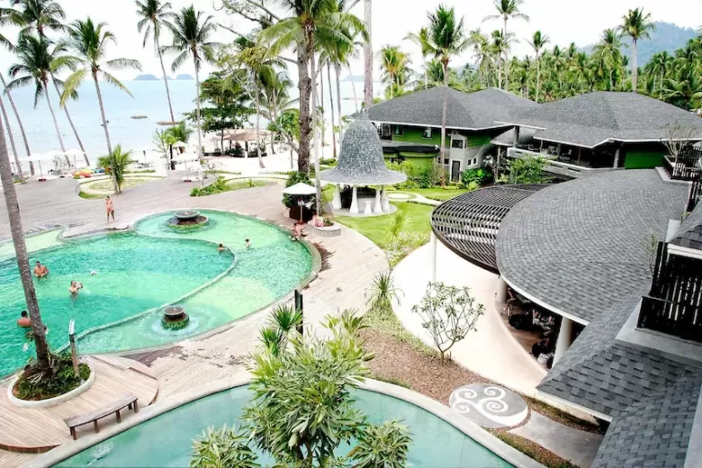 17 ที่พักเกาะช้าง เกาะกูด เกาะหมาก (Pet Friendly) หมาใหญ่พักได้ อัปเดต 2569