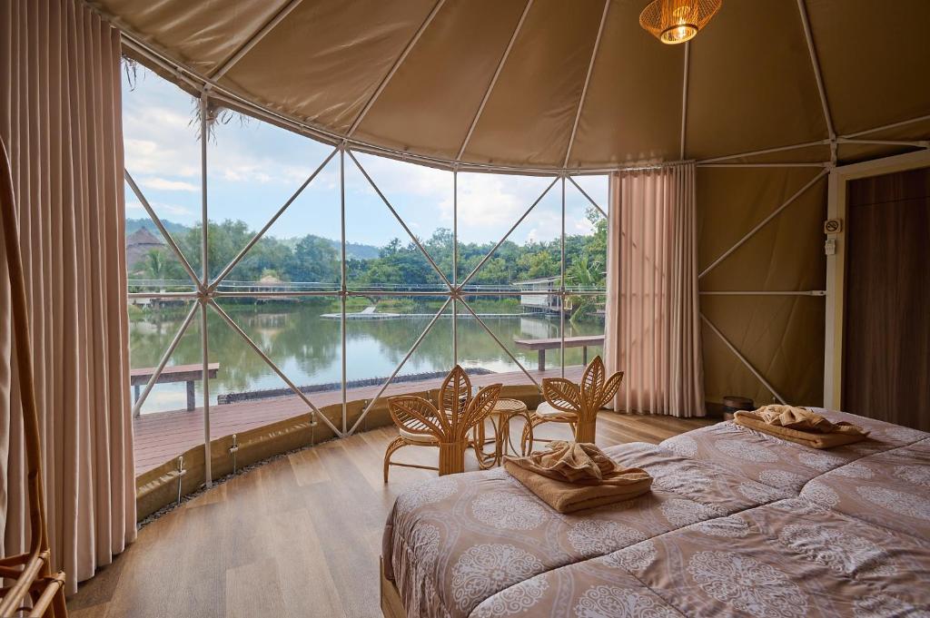 17 ที่พักนครนายก หมาแมวพักได้ 2568