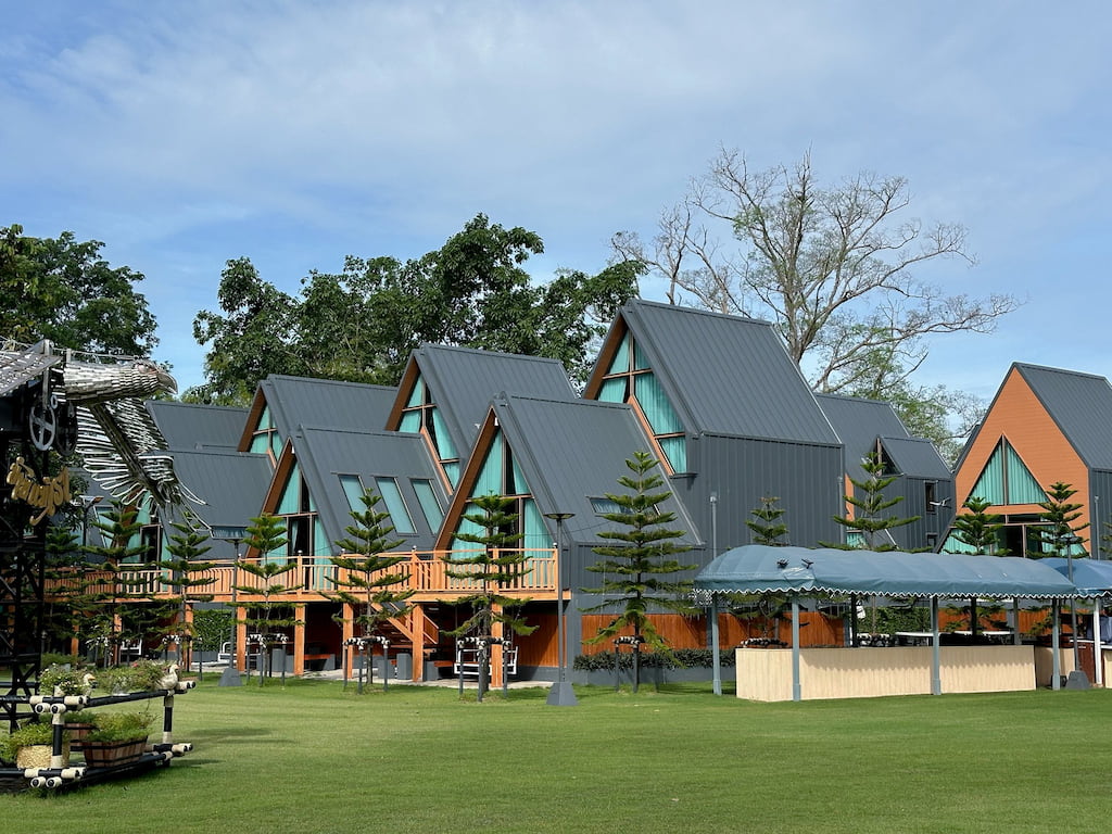 บ้านแม่เรา รีสอร์ท เขาใหญ่ | Pet Friendly ที่พักริมน้ำลำตะคอง บรรยากาศดี เงียบสงบ สัตว์เลี้ยงพักฟรี