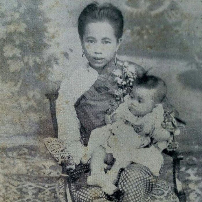 แจก Prompt ฟรี! ทำภาพเก่าเป็นภาพใหม่ มีชีวิตชีวา ด้วย Gemini, ChatGPT และ AI Studio