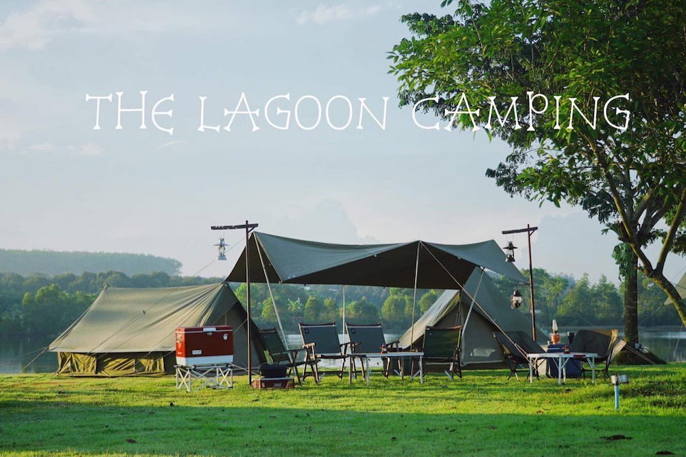 ลานกางเต็นท์ จันทบุรี หมาแมวพักได้ The Lagoon Camping Resort บรรยากาศที่ดี Pet friendly