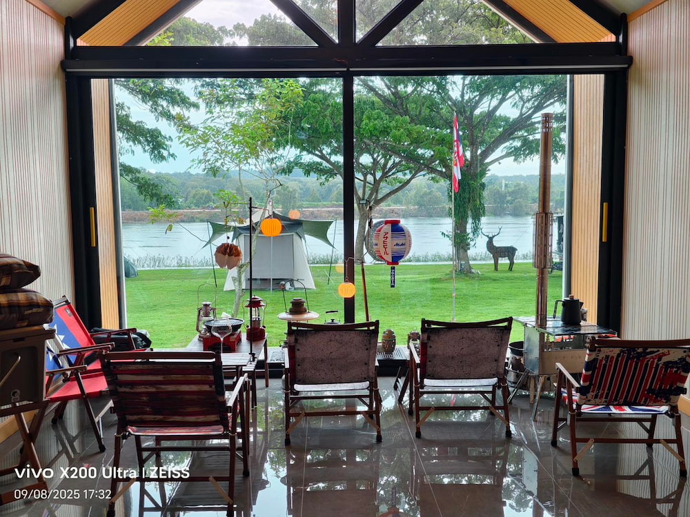 ลานกางเต็นท์ จันทบุรี หมาแมวพักได้ The Lagoon Camping Resort บรรยากาศที่ดี Pet friendly 
