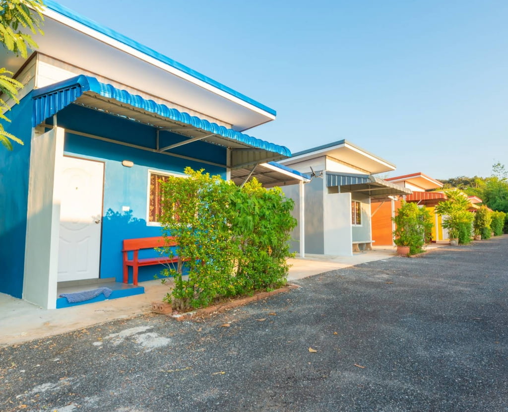 รวมที่พักสกลนครในเมือง “หมาพักได้–แมวพักได้”