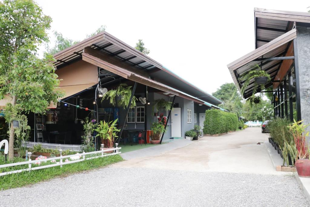 40 ที่พักขอนแก่น Pet Friendly หมาใหญ่พักได้ | ในเมือง/เขื่อนอุบลรัตน์/ภูผาม่าน