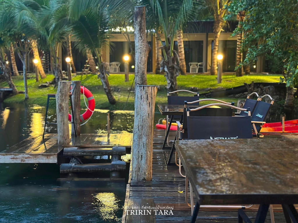 อัปเดต 2569! ที่พักแพริมน้ำเขื่อนศรีนครินทร์ (หมาใหญ่พักได้) | ที่สุดของ Pet Friendly กาญจนบุรี