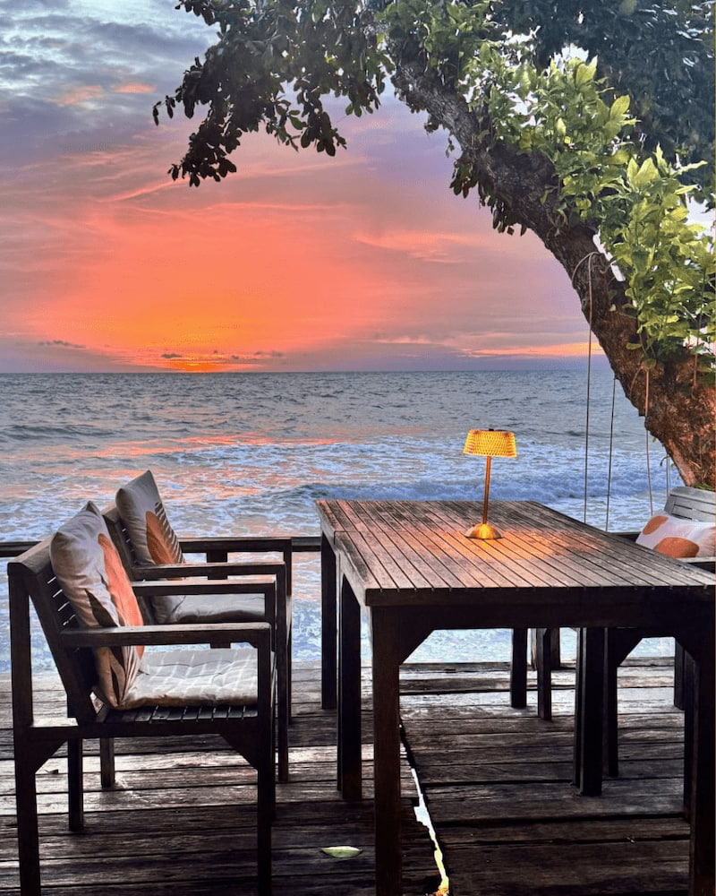 รีวิว Saffron On The Sea เกาะช้าง Pet Friendly หมาแมวพักได้ วิวทะเล 2569 