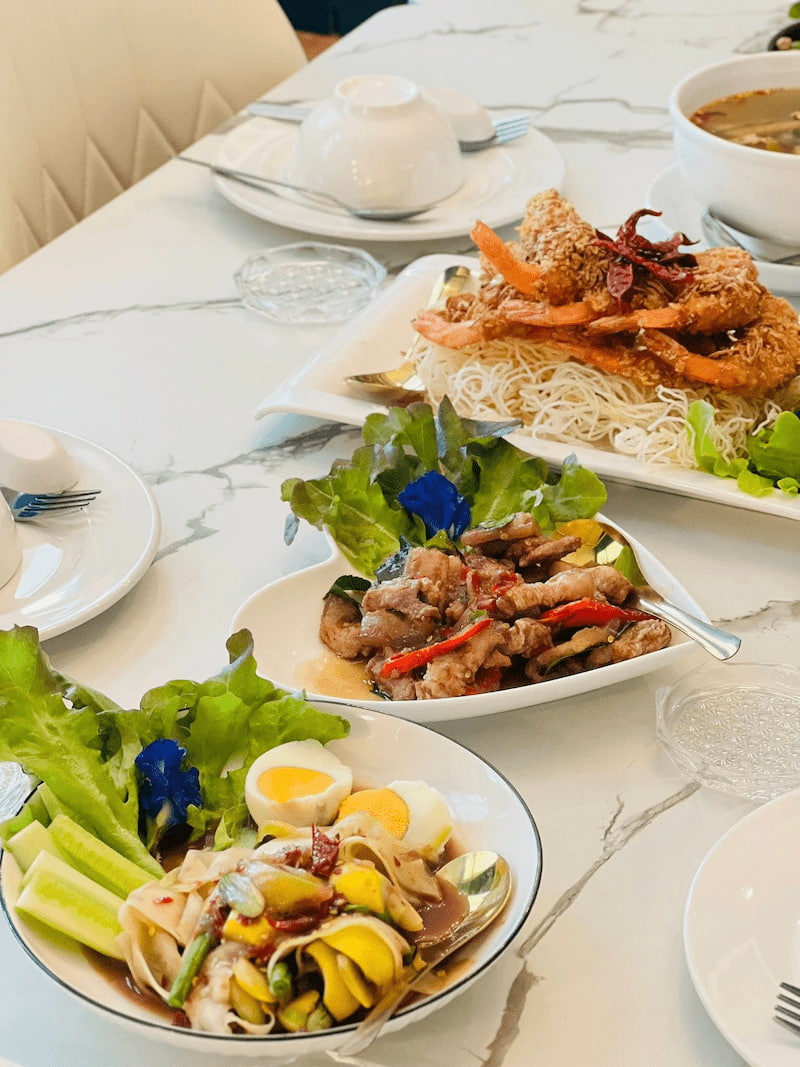 รีวิว Saffron On The Sea เกาะช้าง Pet Friendly หมาแมวพักได้ วิวทะเล 2569 