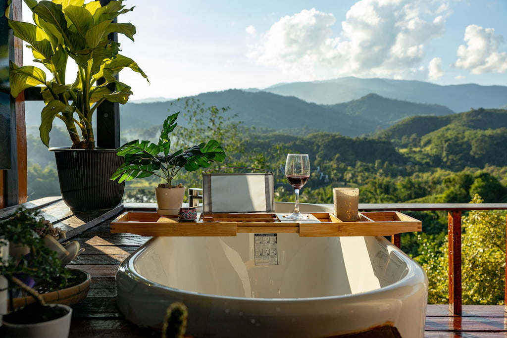 รีวิว Flower Hill 180 เชียงราย (Pet Friendly) บ้านไม้บนเขา วิวหลักล้าน หมาพักได้ ใกล้สิงห์ปาร์ค