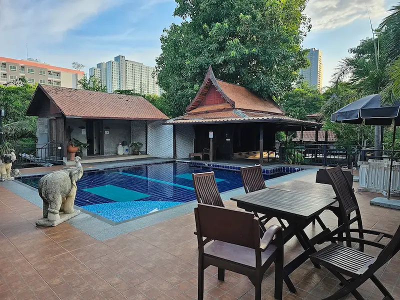 12 ที่พักหาดจอมเทียน พัทยาหมาพักได้ ติดทะเล Pet Friendly ใกล้กรุงเทพ 