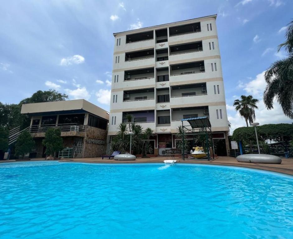 10 ที่พักหมาแมวพักได้ ใกล้กรุงเทพ หมาใหญ่พักได้ ราคาหลักร้อย | นครนายก สระบุรี กาญจนบุรี