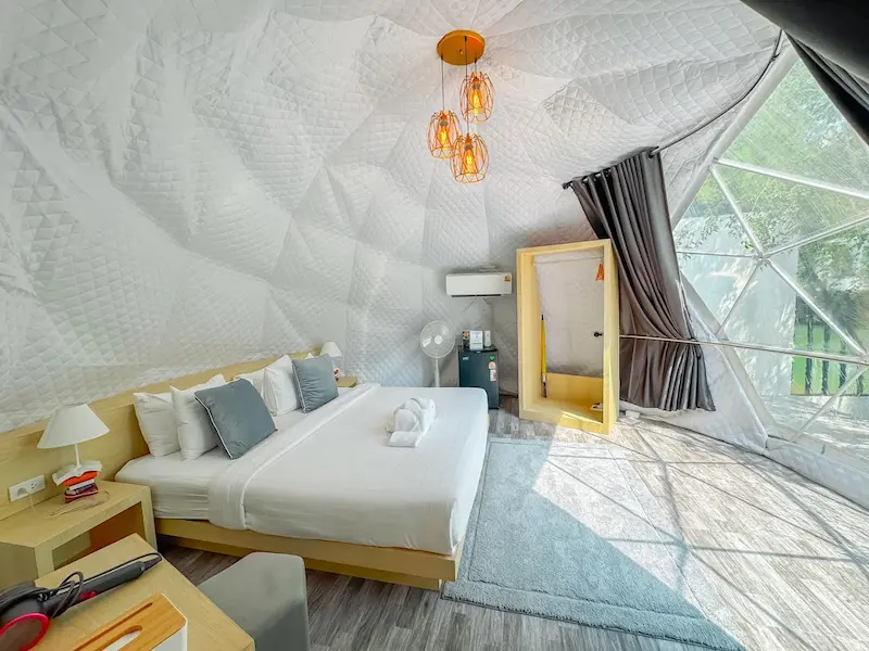 The Chamuang Forest Resort นครนายก ที่พักหมาพักได้ Pet Friendly ติดลำธาร ใกล้น้ำตกสาริกา