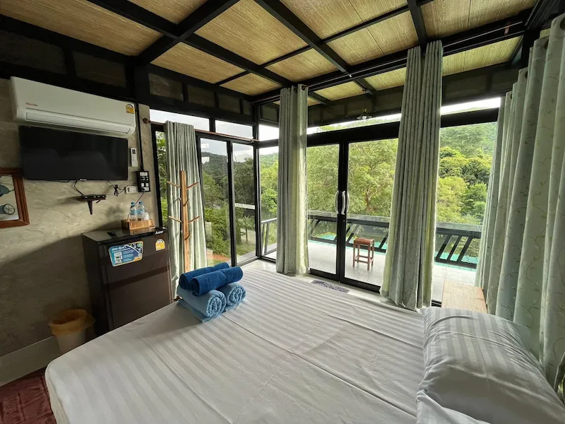 ภูแก่ง รีสอร์ท แก่งกระจาน ที่พักริม แม่น้ำเพชรบุรี  น้องหมาพักได้