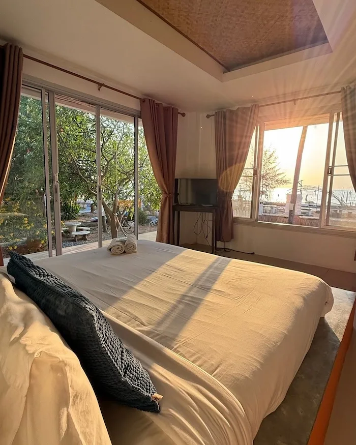 25 ที่พักปราณบุรี หมาแมวพักได้ หมาใหไญ่พักได้ ติดทะเล มีพูลวิลล่า อัพเดท 