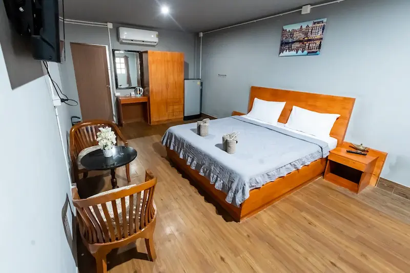5 ที่พักเกาะพีพี หมาพักได้ Pet-Friendly ติดทะเล ใกล้จุดชมวิวอ่าวต้นไทร หมาใหญ่พักได้ อัปเดตล่าสุด