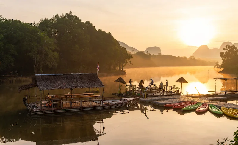 พาหมาเที่ยวกระบี่ แนะนำที่เที่ยวหมาเข้าได้ ชายหาด ธรรมชาติ และทริปเที่ยวเกาะ
