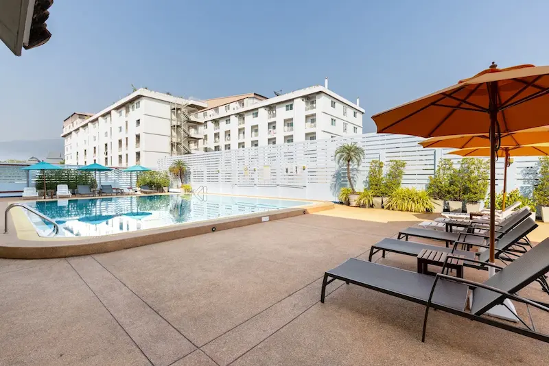 Mercure-Chiang-Mai-หมาใหญ่พักได้.webp
