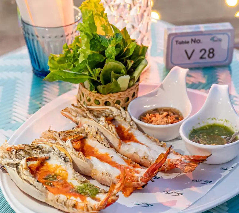 ร้านอาหารทะเล-พัทยาหมาเข้าได้.webp