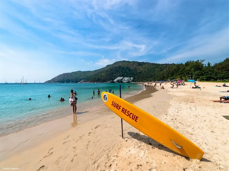 ราไวย์-ในหาน-ฉลอง-ภูเก็ตหมาพักได้.webp