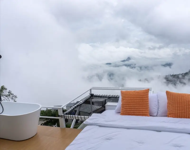 10 ที่พักภูทับเบิก หมาพักได้ ห้องกระจก แช่อ่าง ชมหมอกริมผา หมาใหญ่พักได้จริง อัปเดต 2569