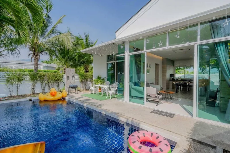 13 พูลวิลล่าชะอำ Pet Friendly หมาใหญ่พักได้ บ้านมีสระส่วนตัว ใกล้ทะเล อัปเดต 2569