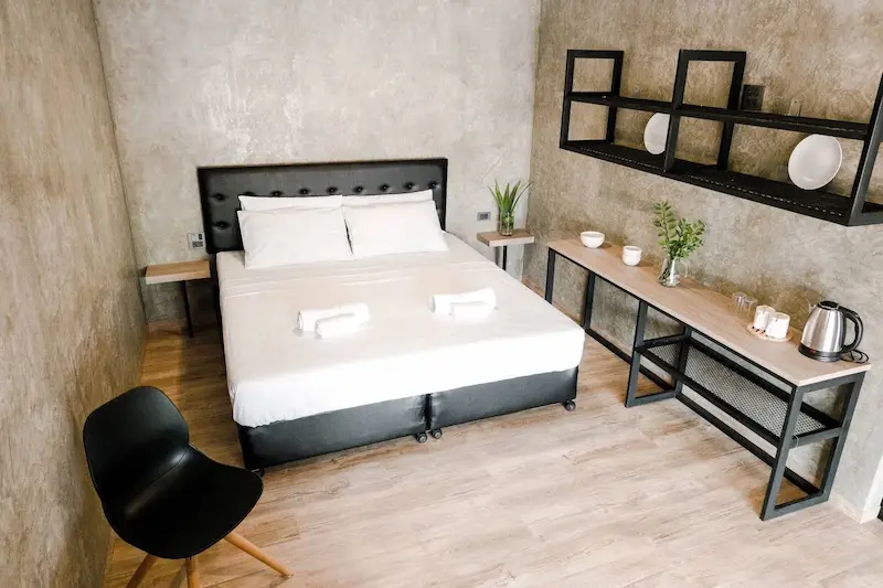 14 ที่พักเกาะหลีเป๊ะหมาพักได้ Pet Friendly ติดทะเล หมาใหญ่พักได้ อัปเดตล่าสุด