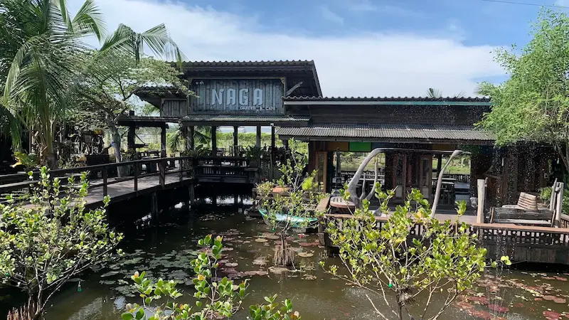 Naga Garden Resort บางแสน Pet Friendly ที่พักหมาใหญ่พักได้ มีคาเฟ่ ร้านอาหาร อร่อย