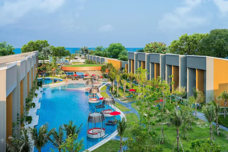 avani-hua-hin-resort-and-villas-หมาใหญ่พักได้.webp