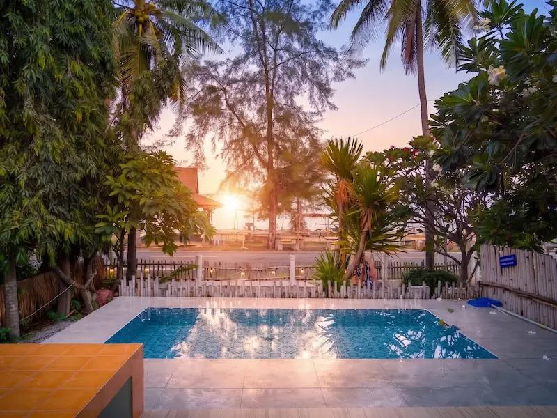 Atpran-Resort-ปราณบุรีหมาพักได้-ติดทะเล.webp