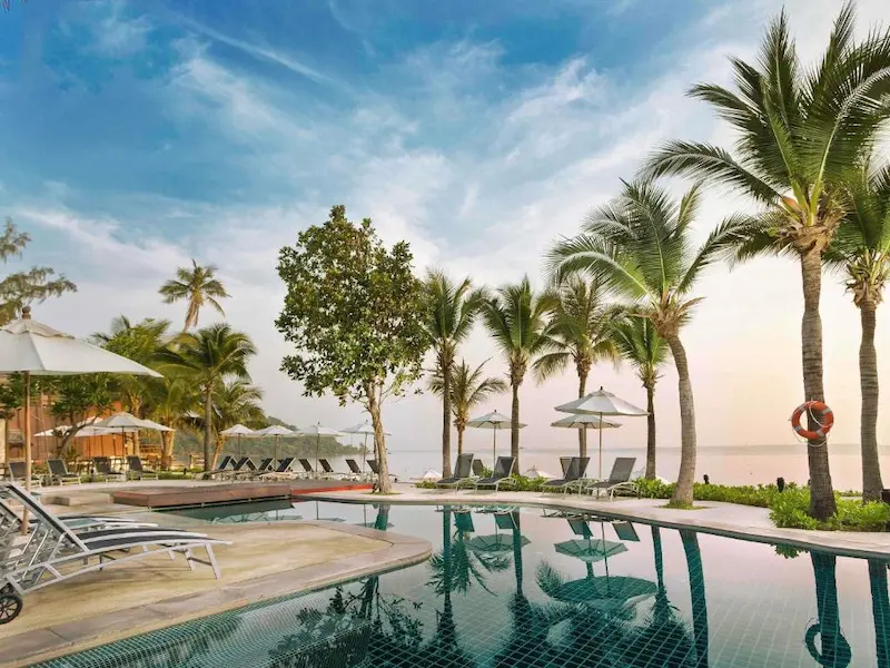 ibis-bophut-samui-หมาใหญ่พักได้.webp