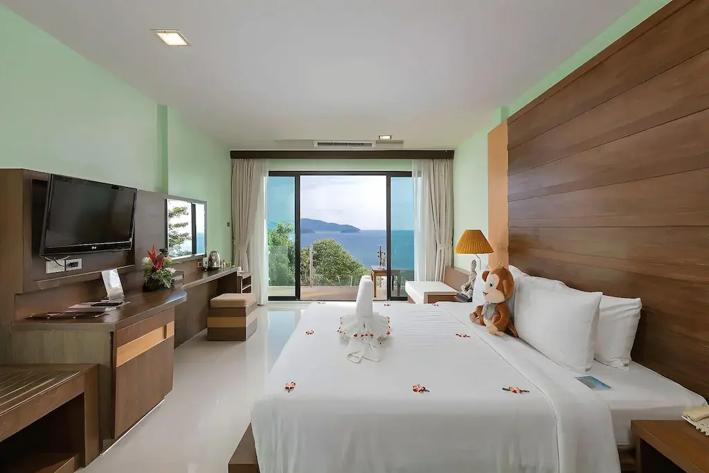 secret-cliff-resort-restaurant-หมาใหญ่พักได้.webp