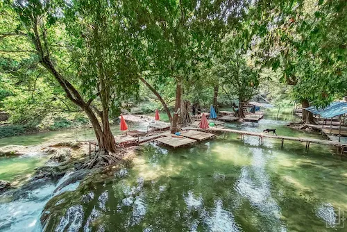 ที่พักพญาเย็นและกลางดง เขาใหญ่ริมน้ำ