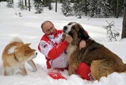 ปูติน ผู้นำรัสเซีย กับ สุนัขแสนรู้เพื่อนที่ภักดีรักเขาหมดใจ ไว้ใจมาก